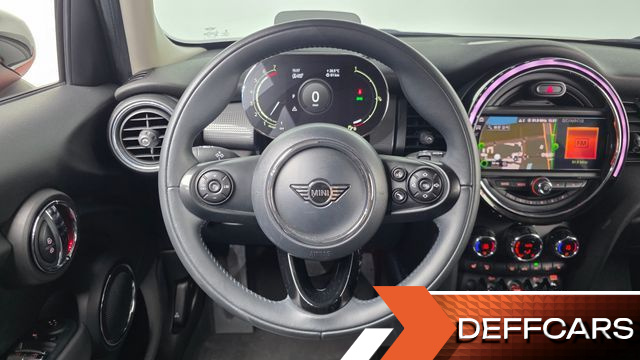 Mini COOPER 5Door HIGH 3rd купить на сайте DeffCars
