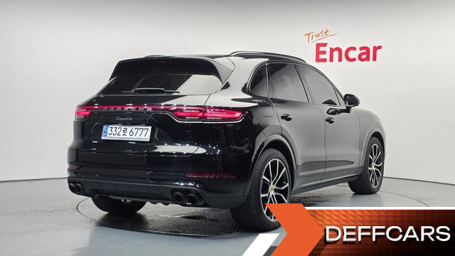 Porsche CAYENNE 3.0 PLATINUM EDITION купить на сайте DeffCars