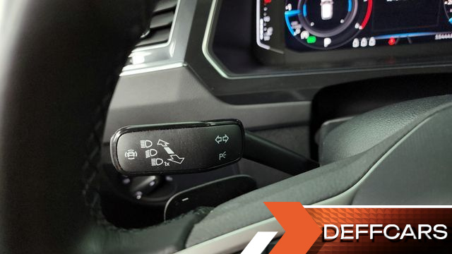 Volkswagen TIGUAN 2.0 TDI Premium купить на сайте DeffCars