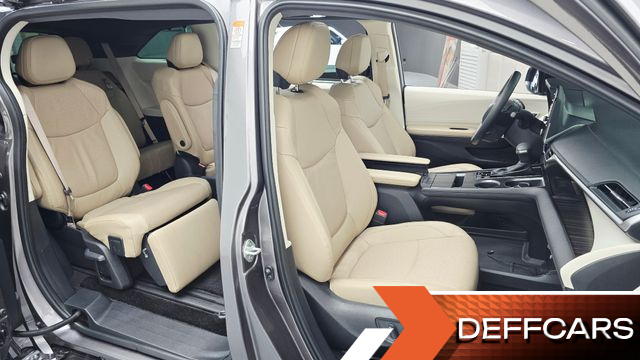 Toyota SIENNA 2.5 Hybrid AWD купить на сайте DeffCars