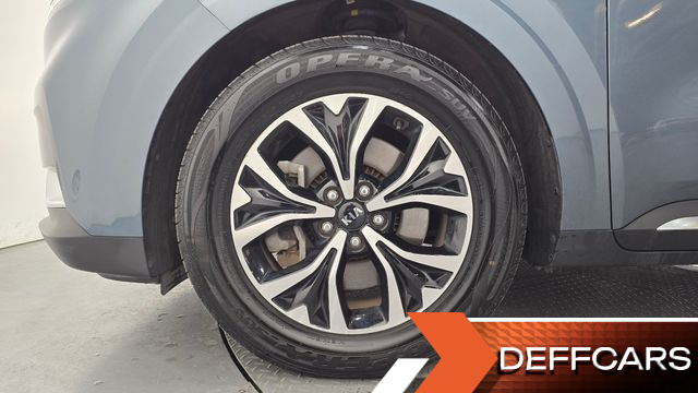 Kia CARNIVAL 9-Seater Signature купить на сайте DeffCars