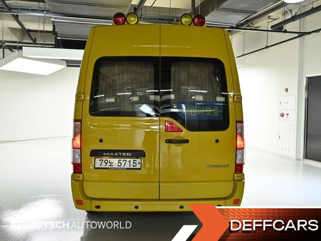 Renault-KoreaSamsung MASTER School Bus 15-Seater купить на сайте DeffCars