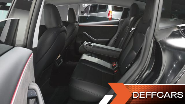 Tesla MODEL 3 Long Range AWD купить на сайте DeffCars