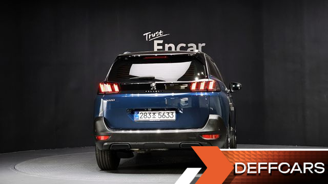 Peugeot 5008 1.2 Pure Tech Allure купить на сайте DeffCars