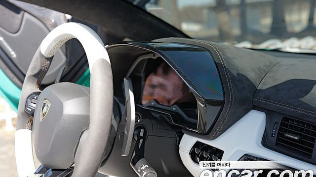 Lamborghini AVENTADOR S LP740-4 Roadster купить на сайте DeffCars