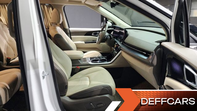 Kia CARNIVAL Gasoline 9-Seater Hi-Limousine Signature купить на сайте DeffCars