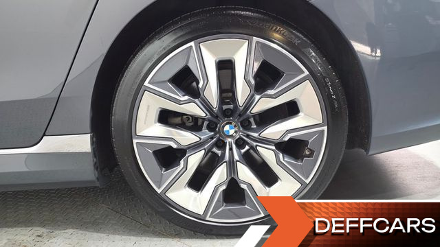BMW I7 xDrive 60 Design Pure Excellence купить на сайте DeffCars