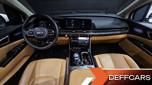 Kia CARNIVAL Gasoline 7-Seater Signature купить на сайте DeffCars