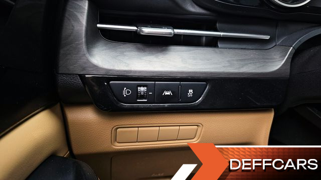 Kia CARNIVAL Gasoline 9-Seater Prestige купить на сайте DeffCars