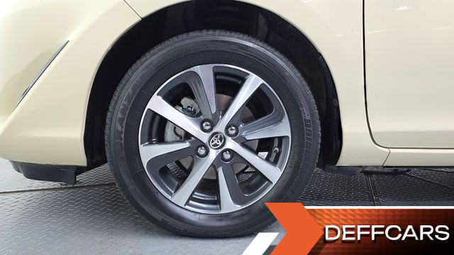 Toyota PRIUS 1.5 купить на сайте DeffCars