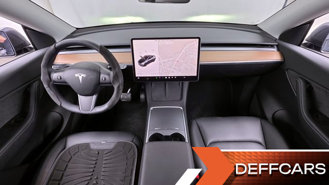 Tesla MODEL Y Long Range AWD купить на сайте DeffCars