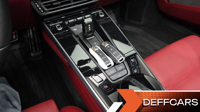 Porsche 911 Turbo S Cabriolet купить на сайте DeffCars