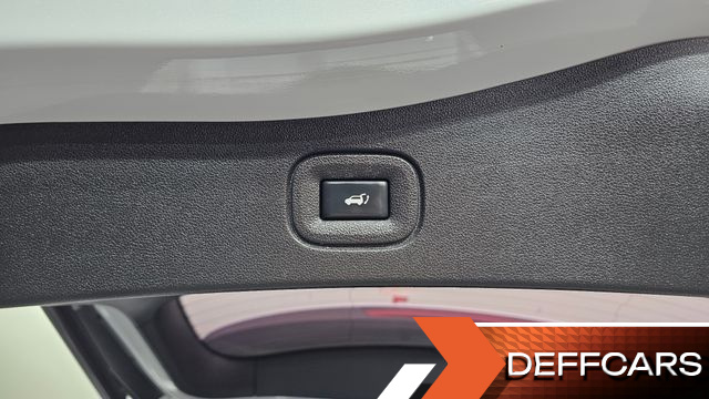 Renault-KoreaSamsung QM6 2.0 GDe PREMIERE 2WD купить на сайте DeffCars