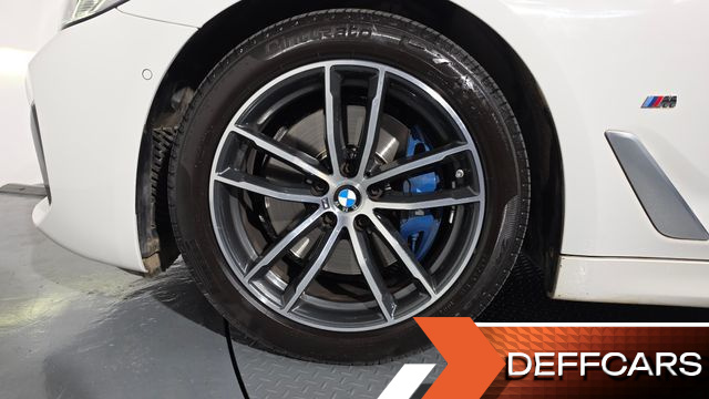 BMW 5-SERIES 520i M Sport купить на сайте DeffCars