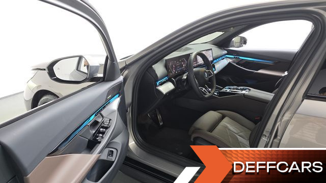 BMW 5-SERIES 520i M Sport купить на сайте DeffCars