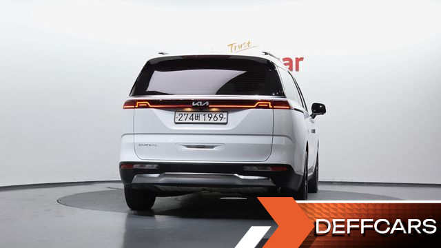 Kia CARNIVAL 9-Seater Noblesse купить на сайте DeffCars