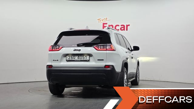 Jeep CHEROKEE 2.4 Longitude High AWD купить на сайте DeffCars