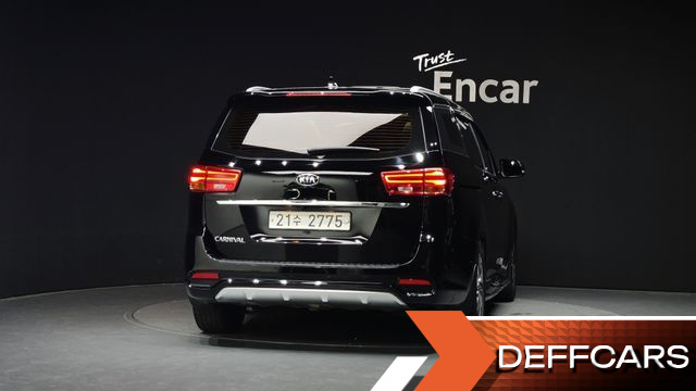 Kia CARNIVAL Gasoline 9-Seater Noblesse Special купить на сайте DeffCars