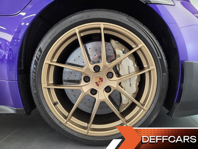 Porsche TAYCAN Turbo GT Weissach pack купить на сайте DeffCars