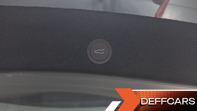 Tesla MODEL Y Long Range AWD купить на сайте DeffCars