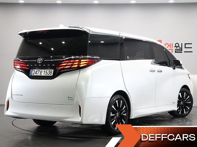 Toyota ALPHARD 2.5 HEV Executive AWD купить на сайте DeffCars