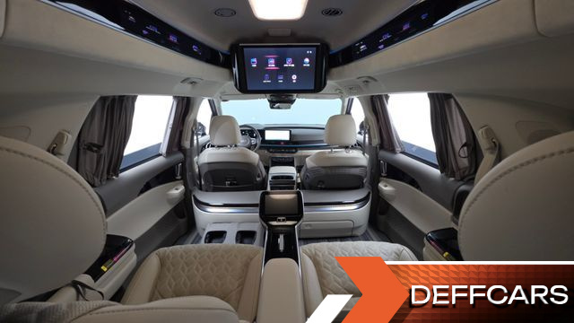 Kia CARNIVAL HEV 4-Seater Hi Limousine Signature купить на сайте DeffCars