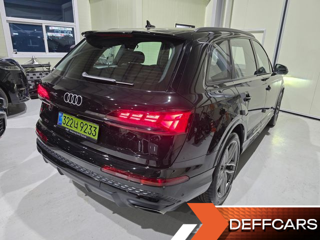Audi Q7 55 TFSI Quattro Premium купить на сайте DeffCars