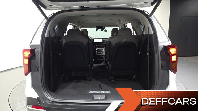 Kia CARNIVAL Diesel 9-Seater Signature купить на сайте DeffCars
