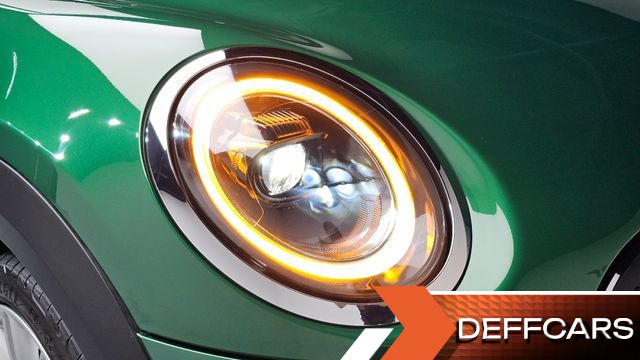 Mini COOPER 5-Door Classic Plus 3rd купить на сайте DeffCars