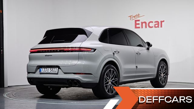 Porsche CAYENNE 3.0 E-Hybrid купить на сайте DeffCars