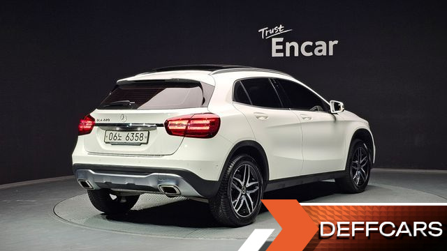 Mercedes GLA-CLASS GLA220 Premium купить на сайте DeffCars