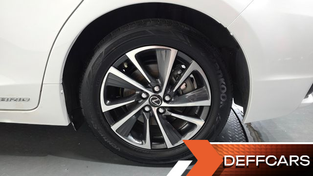 Lexus CT200H 1.8 Supreme ZWA10 купить на сайте DeffCars