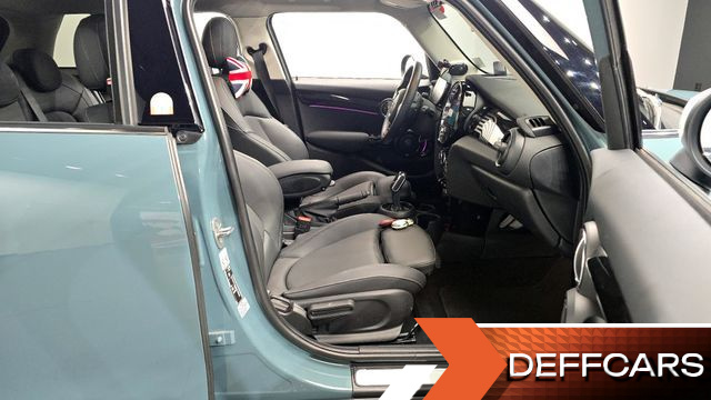 Mini COOPER 5Door Multitione Edition 3rd купить на сайте DeffCars