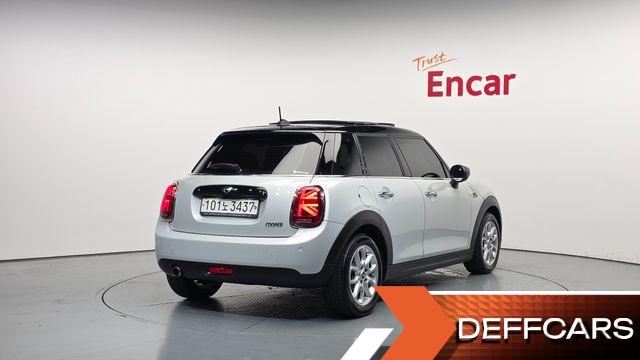 Mini COOPER 5Door HIGH 3rd купить на сайте DeffCars