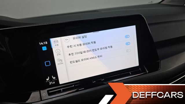 Volkswagen GOLF 2.0 TDI Premium купить на сайте DeffCars