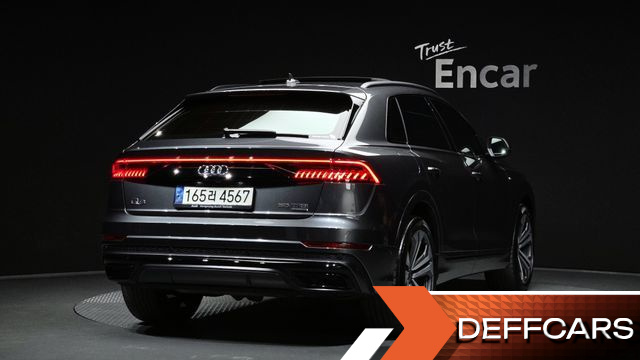 Audi Q8 55 TFSI Quattro Premium купить на сайте DeffCars