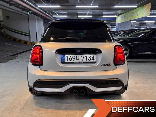 Mini COOPER Classic Launch Pack Third Generation купить на сайте DeffCars