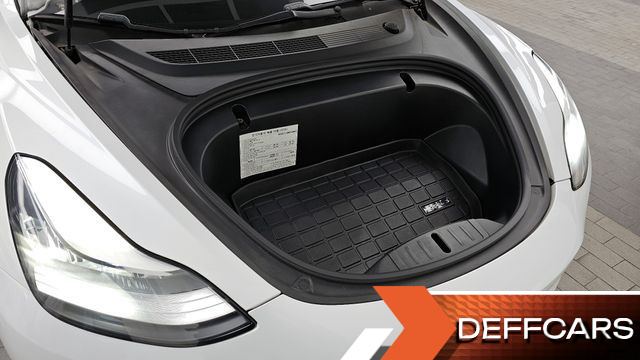 Tesla MODEL 3 Long Range AWD купить на сайте DeffCars