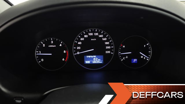Hyundai STAREX Van 5-Seater Modern купить на сайте DeffCars