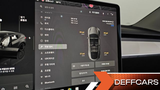 Tesla MODEL Y Long Range AWD купить на сайте DeffCars