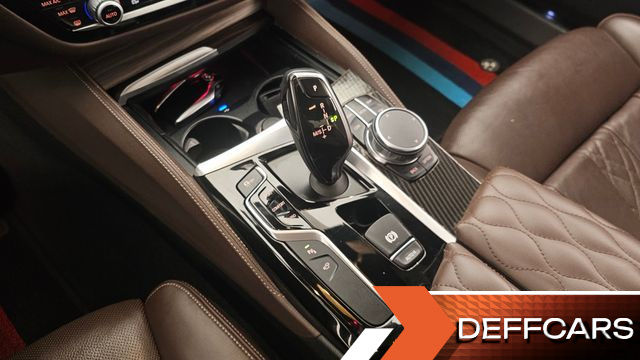 BMW 5-SERIES 520d M Sport Package Plus купить на сайте DeffCars