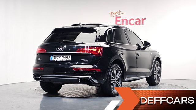 Audi Q5 45 TFSI Quattro Premium купить на сайте DeffCars