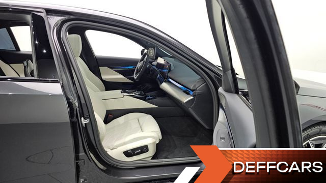 BMW 5-SERIES 520i M Sport купить на сайте DeffCars