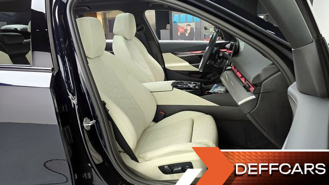 BMW 5-SERIES 520i M Sport купить на сайте DeffCars