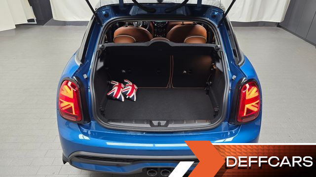 Mini COOPER 5Door Classic Third Generation купить на сайте DeffCars