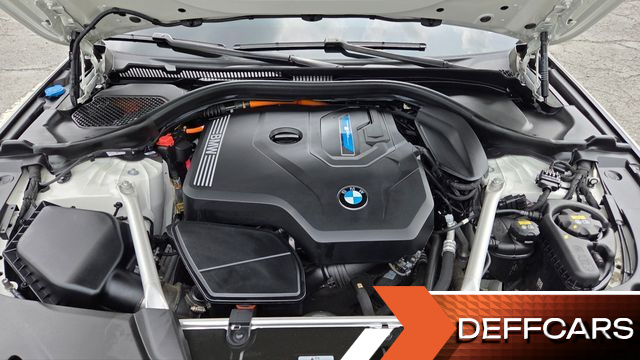 BMW 5-SERIES 530e M Sport купить на сайте DeffCars