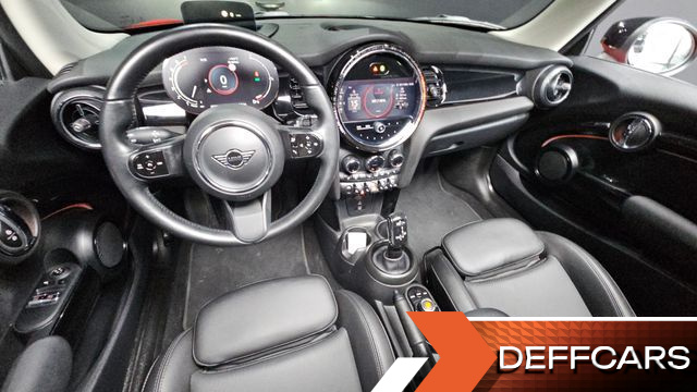 Mini COOPER Classic Launch Pack Third Generation купить на сайте DeffCars