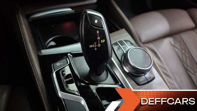 BMW 5-SERIES 520d Luxury Plus купить на сайте DeffCars
