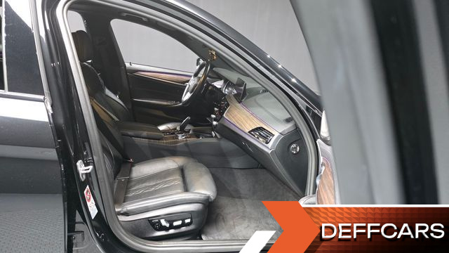 BMW 5-SERIES 520d M Sport Package Plus купить на сайте DeffCars