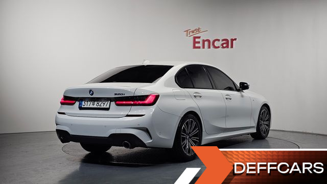 BMW 3-SERIES 320i M Sport купить на сайте DeffCars